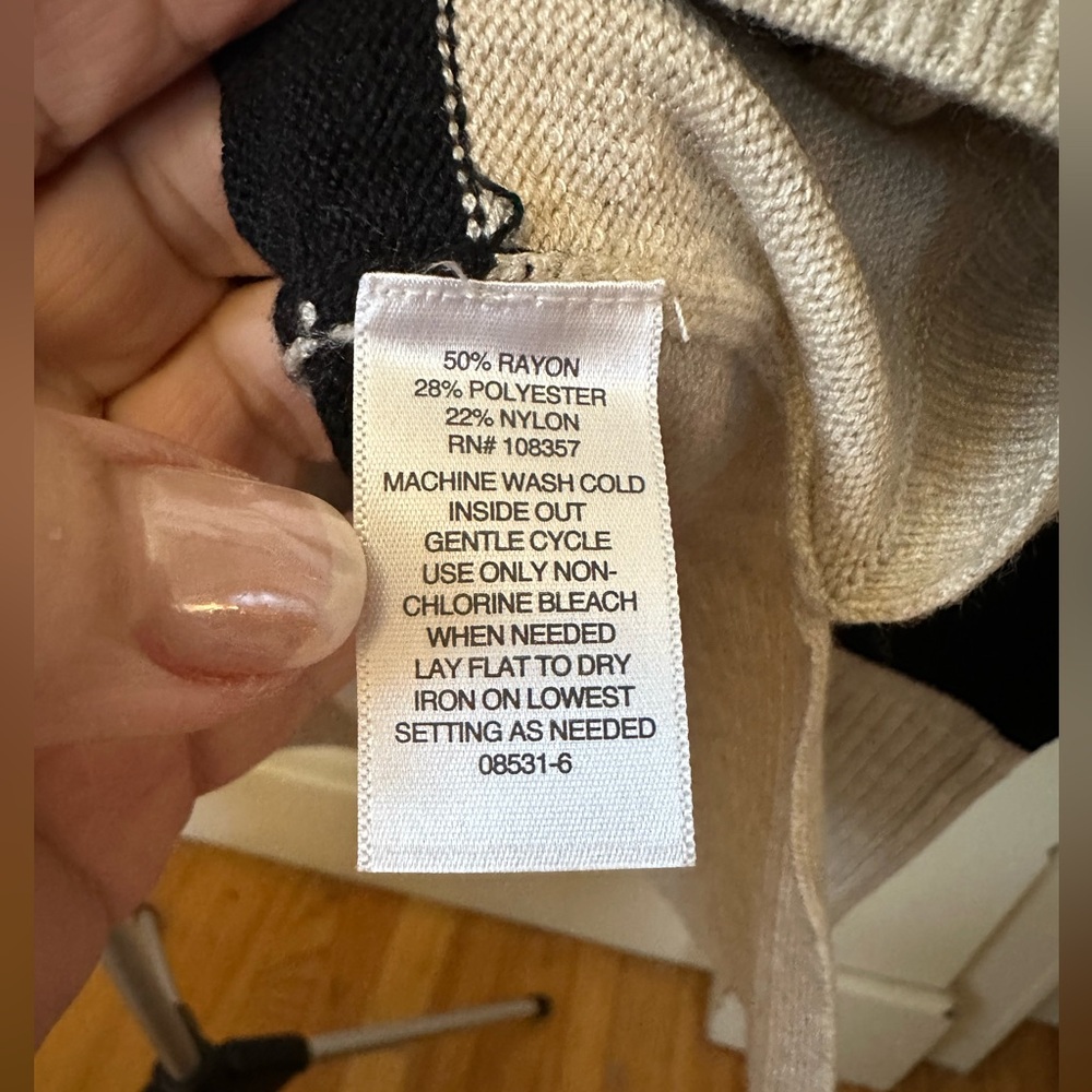 Liz Claiborne Ribbed Knit Sweater in Tan and Black - Picture 8 of 8